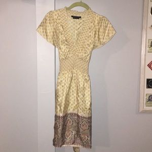 BCBG will sleeved V neck dress